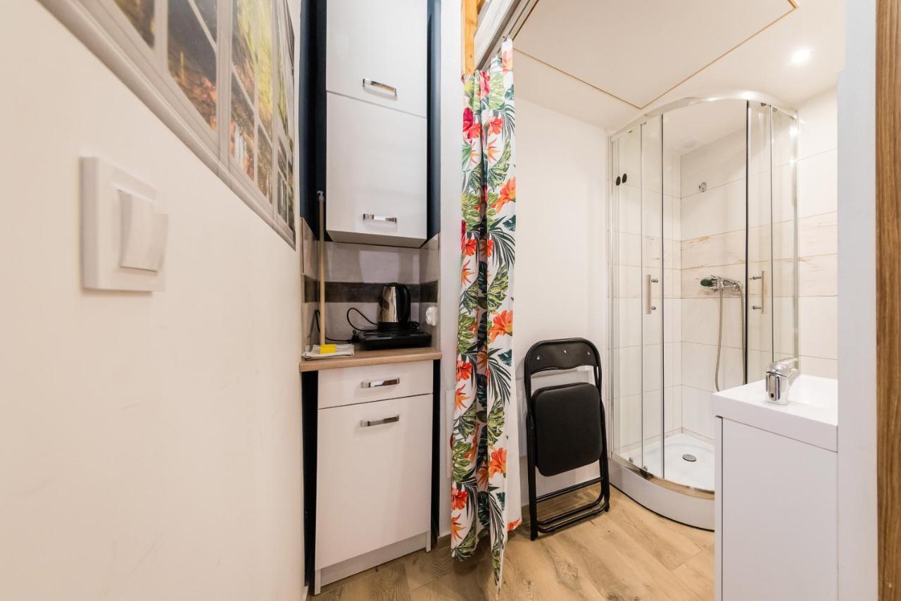 Micro Apartments 2,5 Qm - Najmniejsze Apartamenty Swiata 2,5 Mkw Krakow Exterior photo